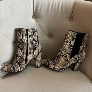 The Limited Razzey Snakeskin Pointed Toe Booties Size 7M